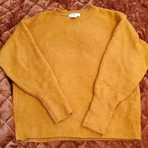 Crew neck oversize Mustard sweater